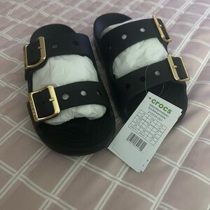 Crocs Classic Saturday Sandals